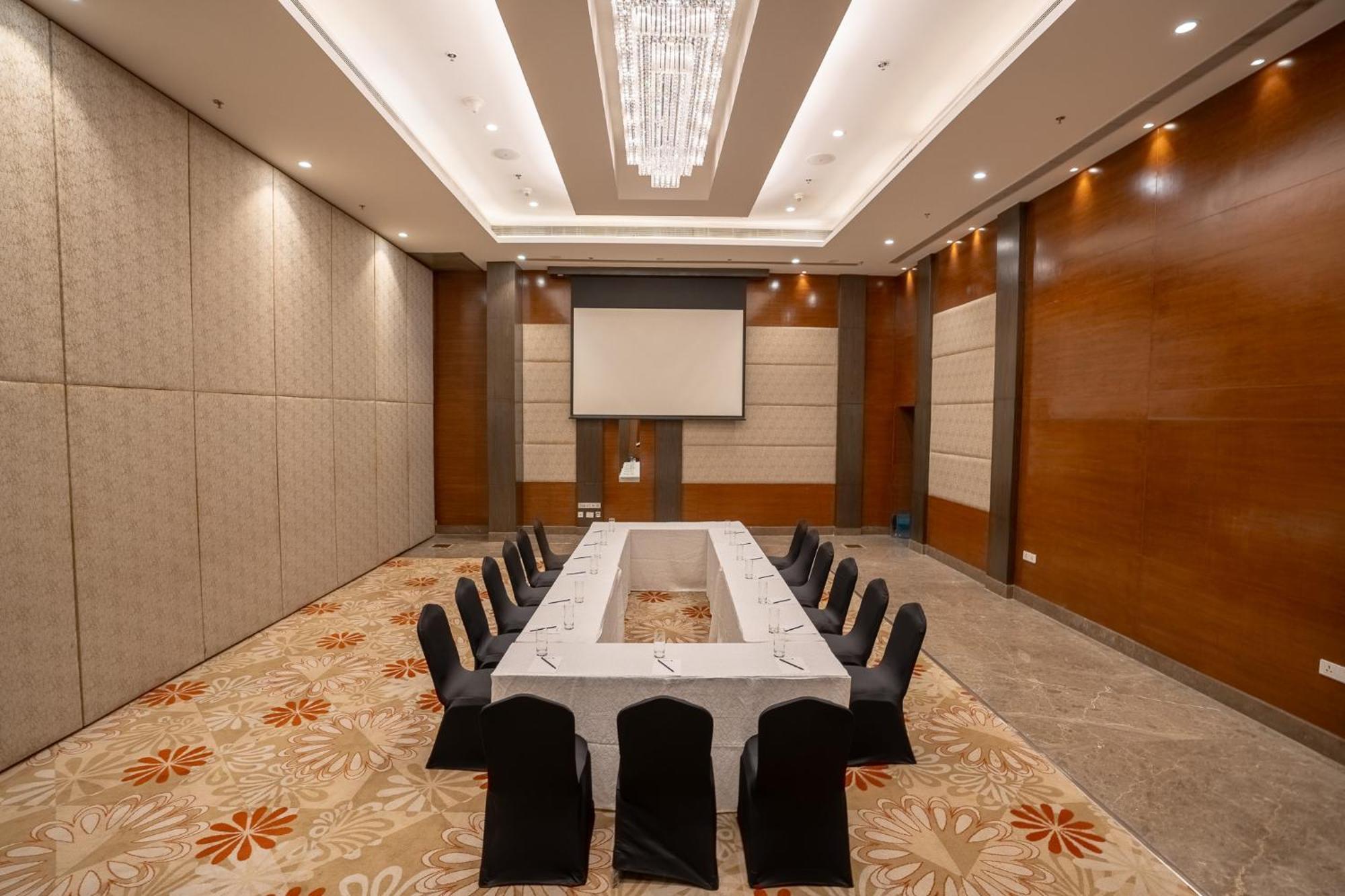 Radisson Blu Pune Hinjawadi Pimpri-Chinchwad Kültér fotó